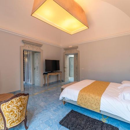 Villa Ortensia D'Avalos Alvignano Esterno foto