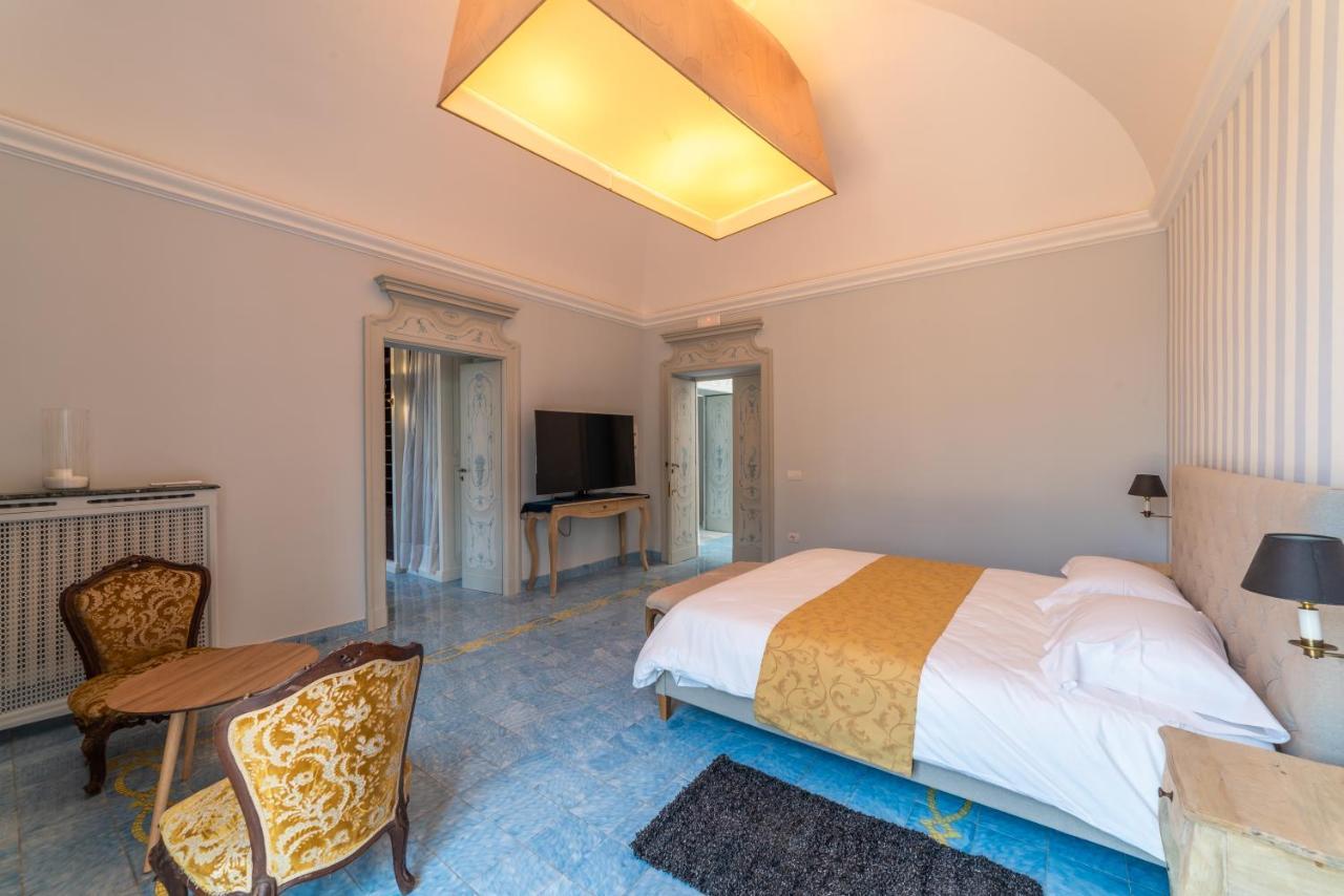 Villa Ortensia D'Avalos Alvignano Esterno foto