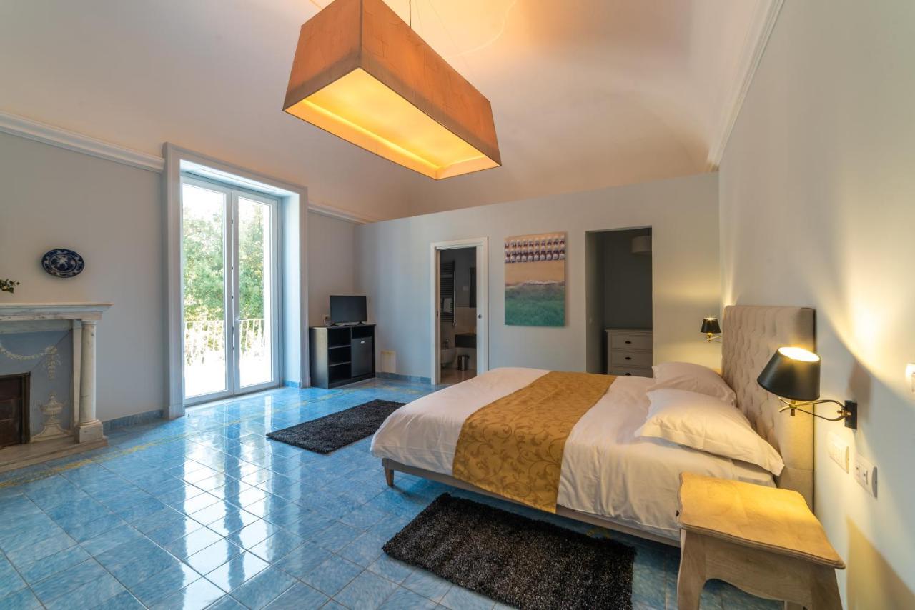 Villa Ortensia D'Avalos Alvignano Esterno foto