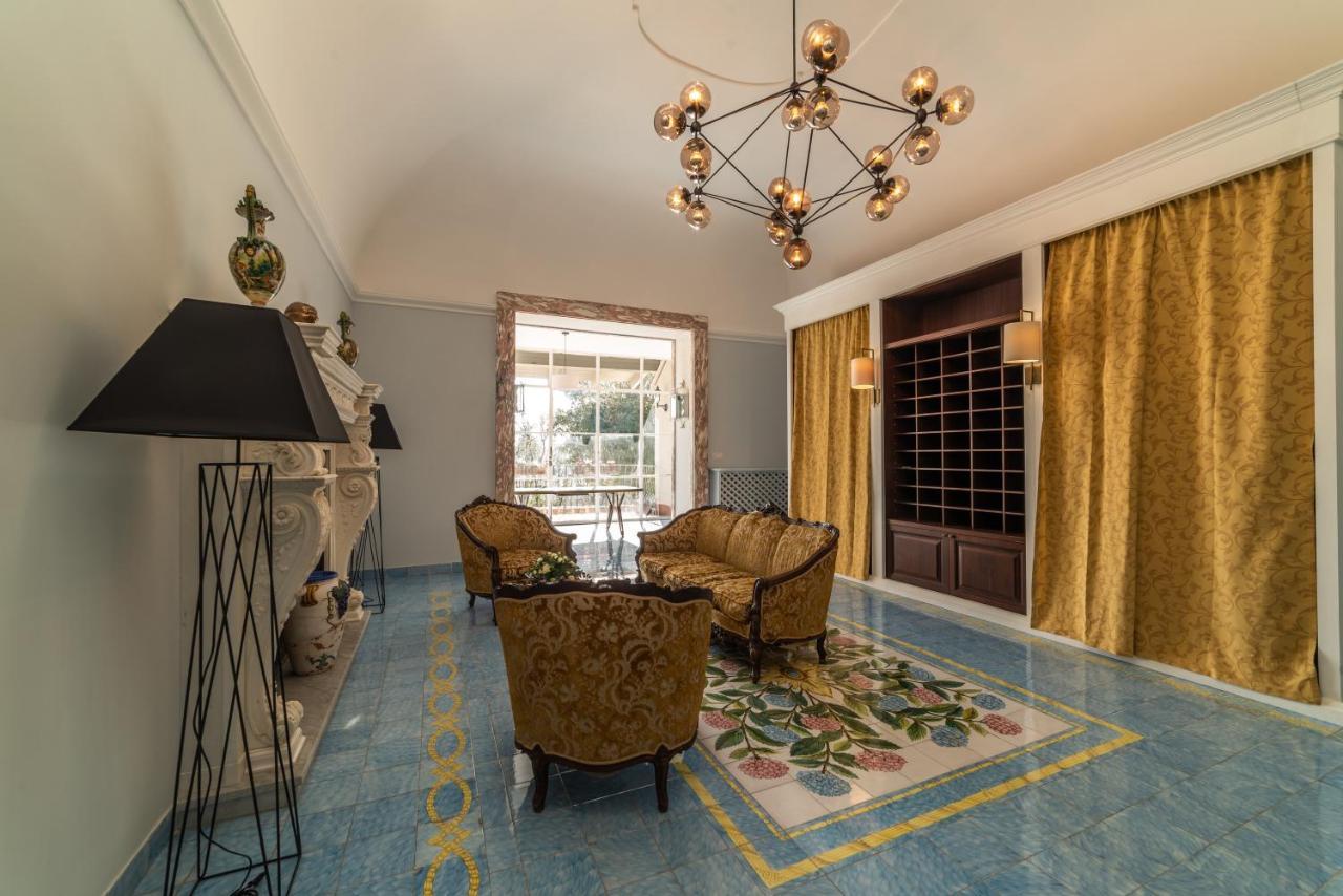 Villa Ortensia D'Avalos Alvignano Esterno foto